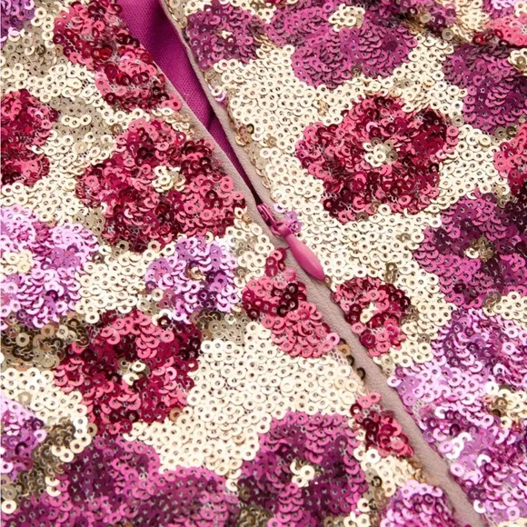 FLORAL SEQUIN SCOOP NECKLINE SPLIT MINI - Picture 3 of 4